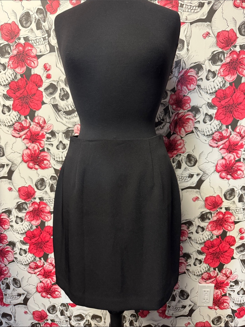 Classic Black - Women's Skirt
